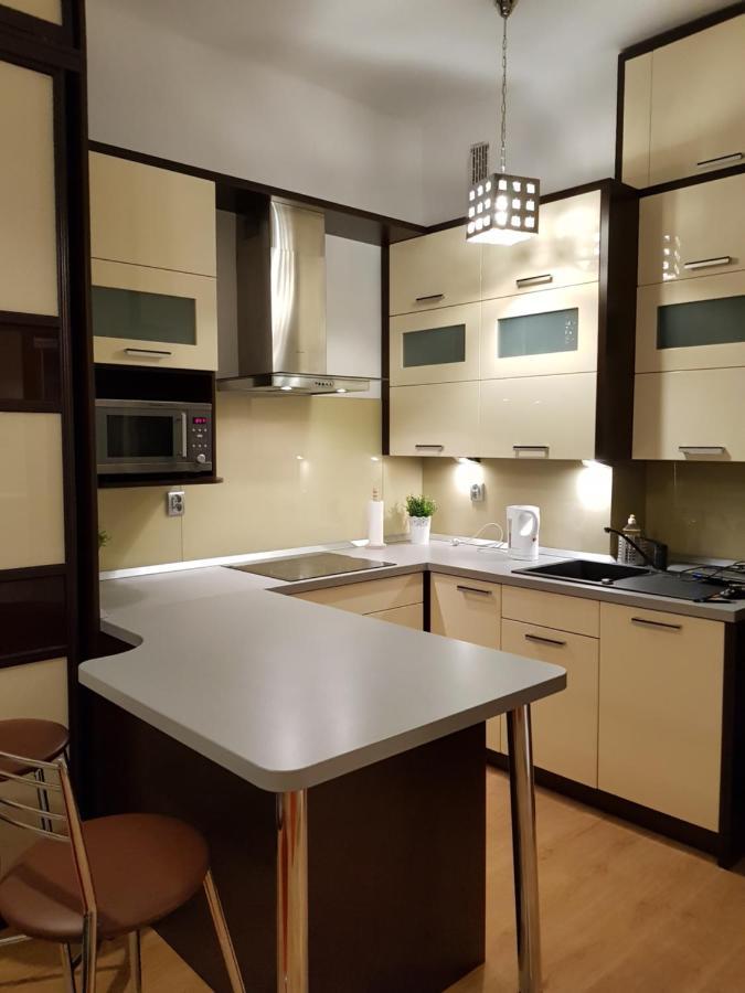 Coser Apartamenty Grzybowska Warszawa Exteriör bild