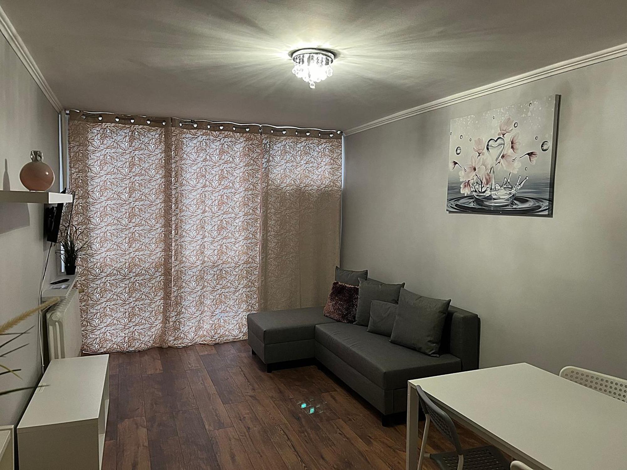 Coser Apartamenty Grzybowska Warszawa Exteriör bild