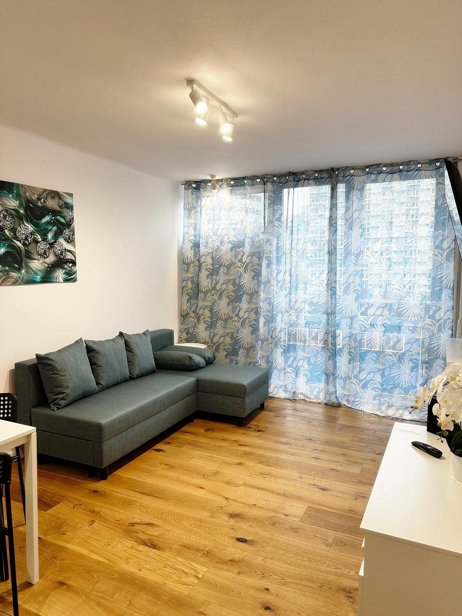 Coser Apartamenty Grzybowska Warszawa Exteriör bild